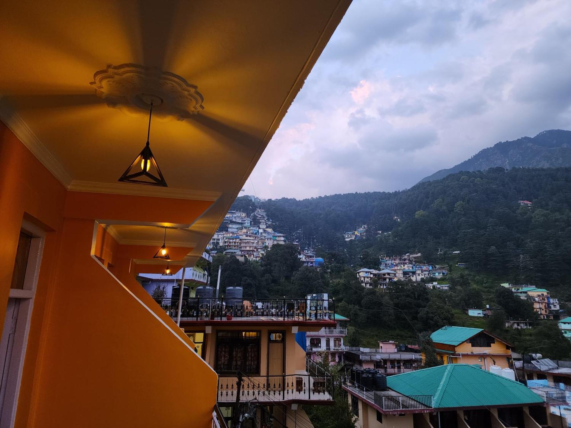 The Bougainvillea, Mcleodganj Dharamshala Dış mekan fotoğraf